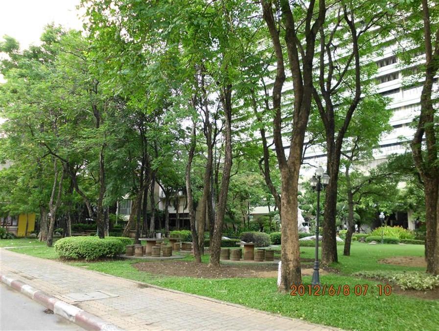 Hotel Phranakhon Grand View Bangkok Exterior foto